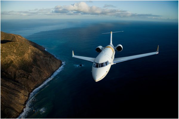 Challenger 650 Exterior Coast